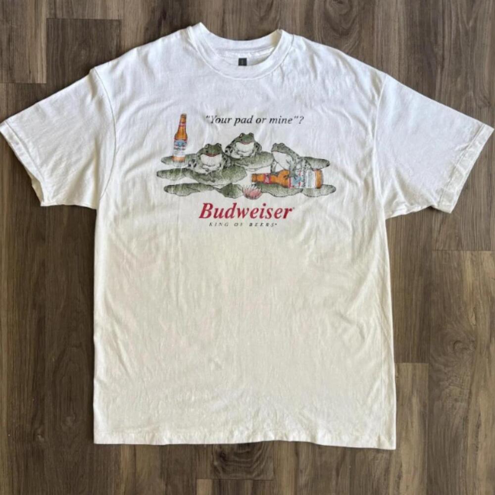 Gildan Men White T-Shirt, White Budweiser Your Pad Or Mine Frog Graphic